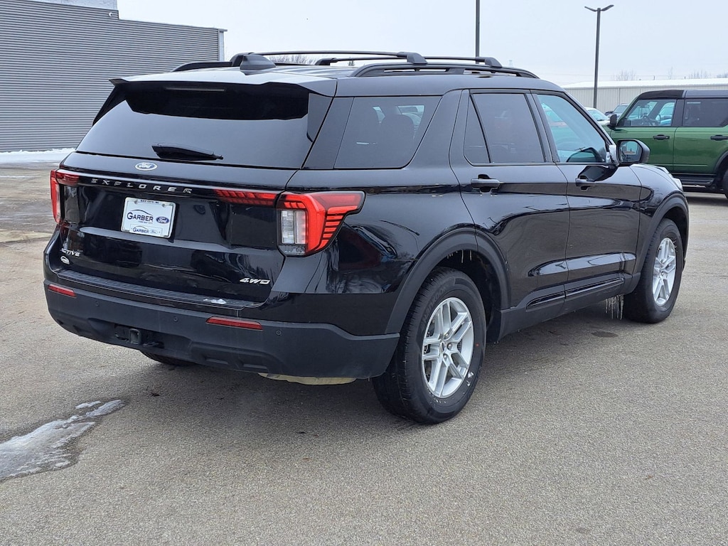 New 2026 Ford Explorer Active SUV