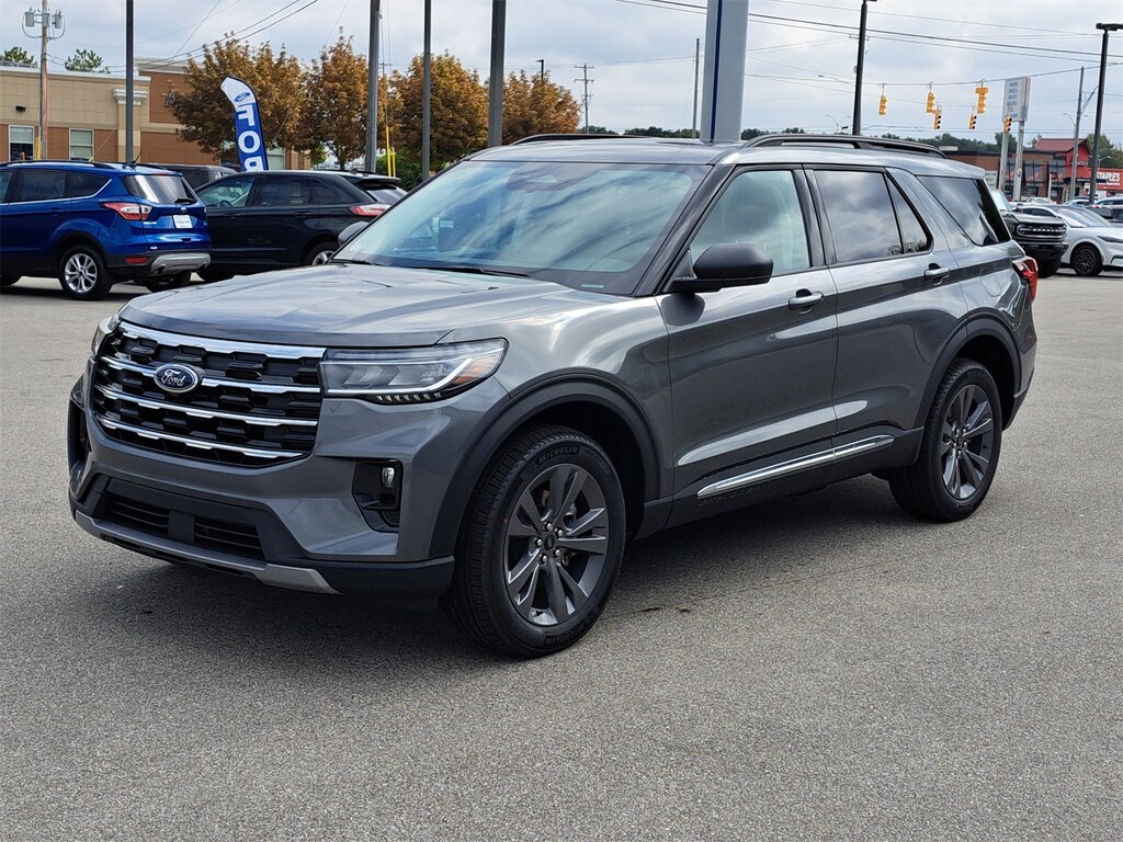 New 2025 Ford Explorer Active SUV