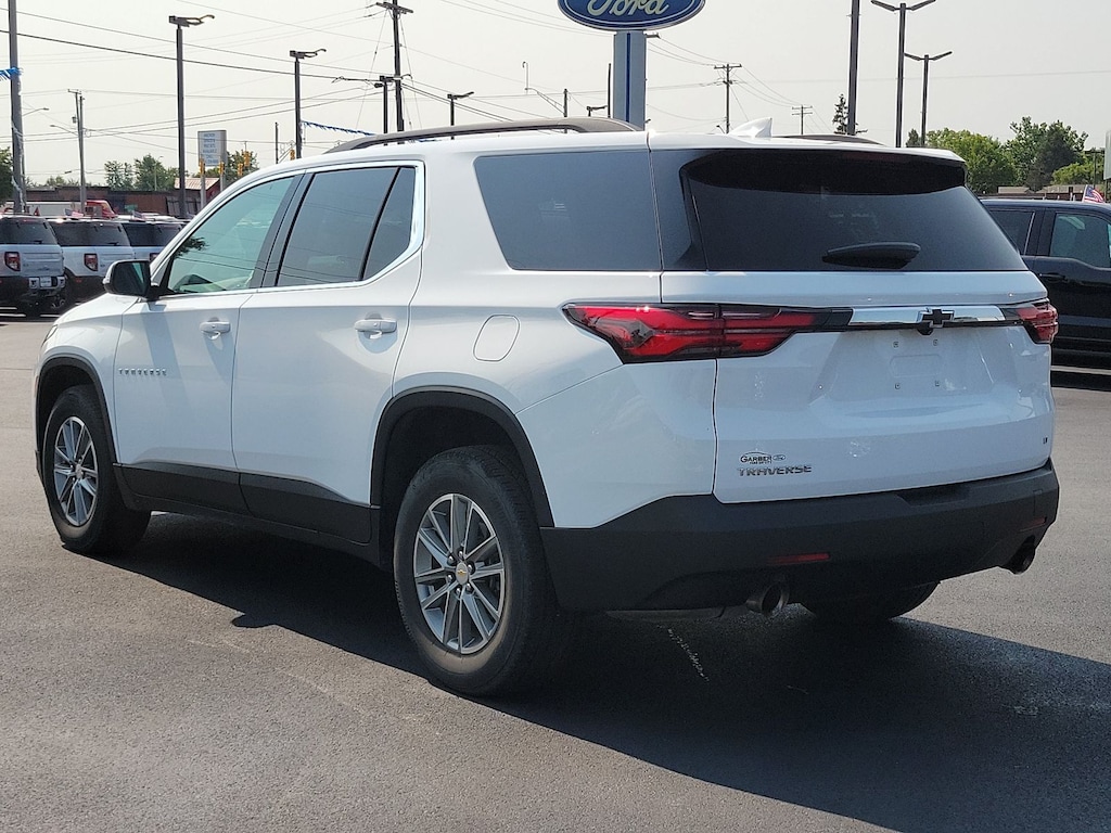 Used 2023 Chevrolet Traverse LT SUV