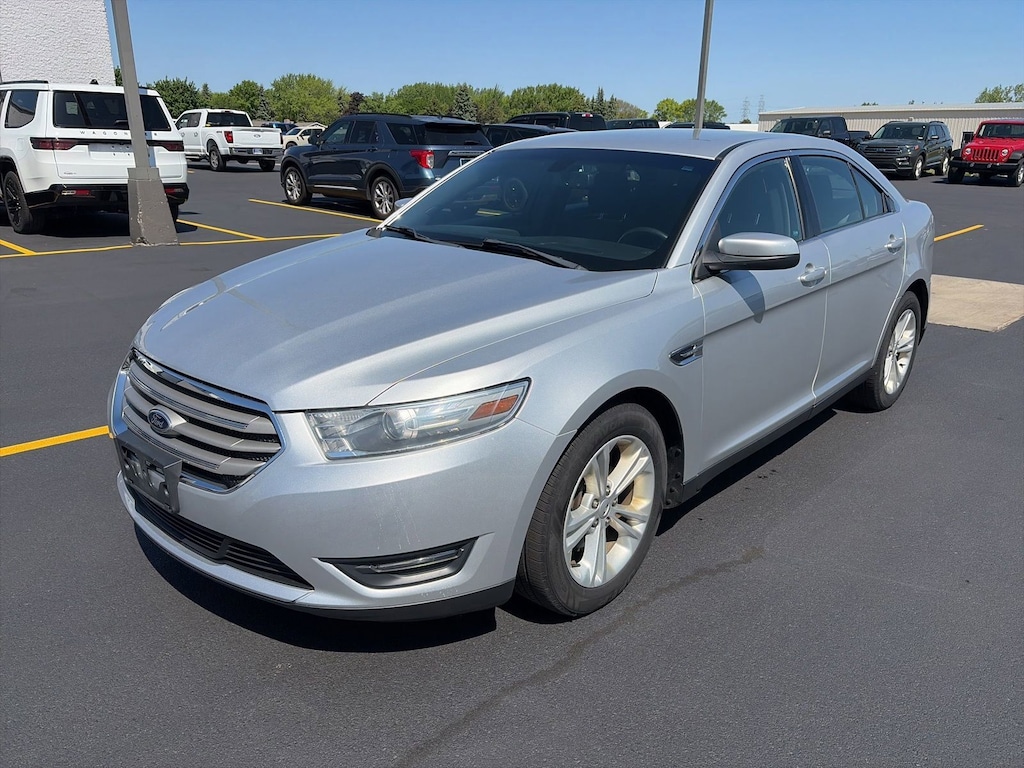 Used 2014 Ford Taurus SEL Sedan