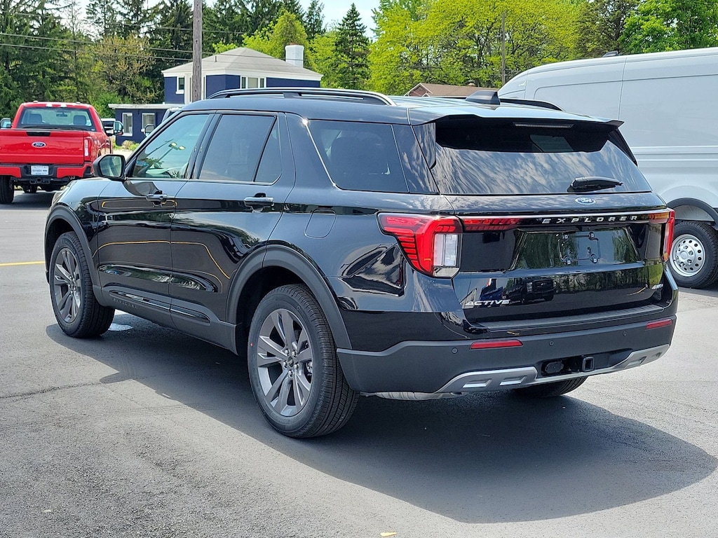New 2026 Ford Explorer Active SUV