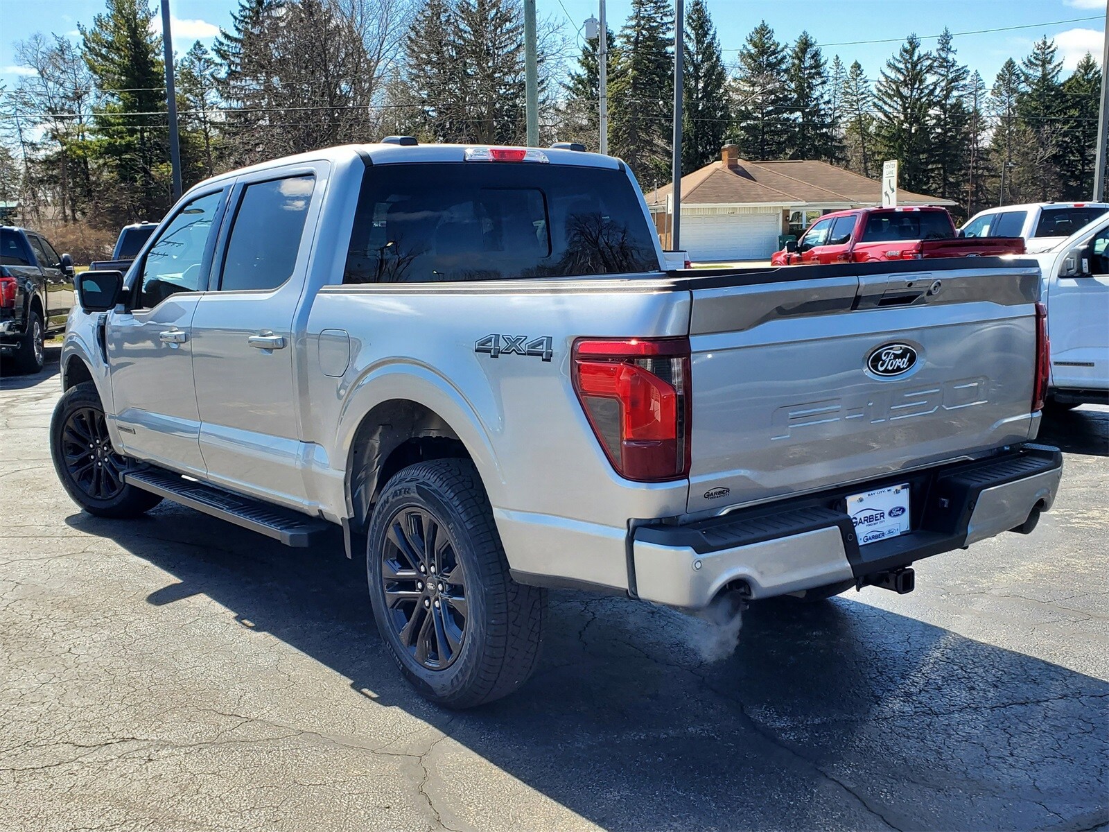 2025 Ford F-150 XLT photo 3
