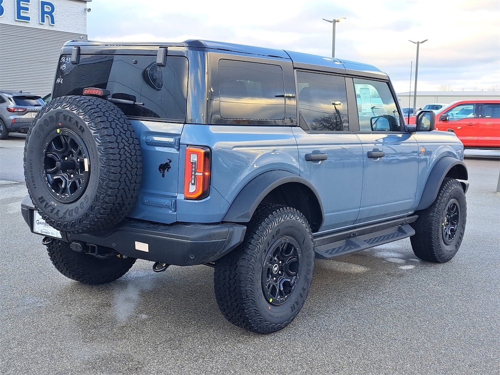 New 2025 Ford Bronco Badlands SUV
