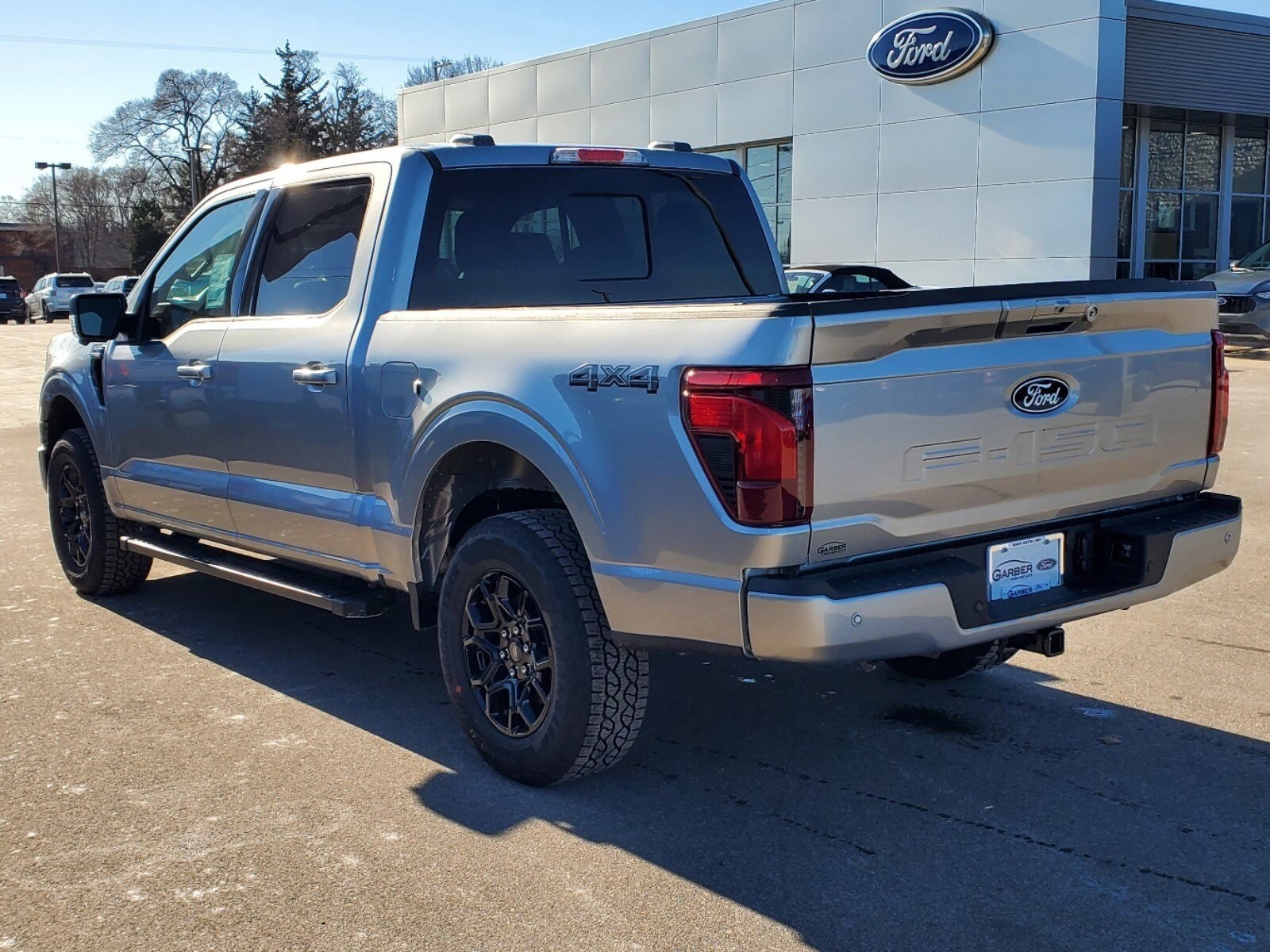 2025 Ford F-150 XLT photo 2