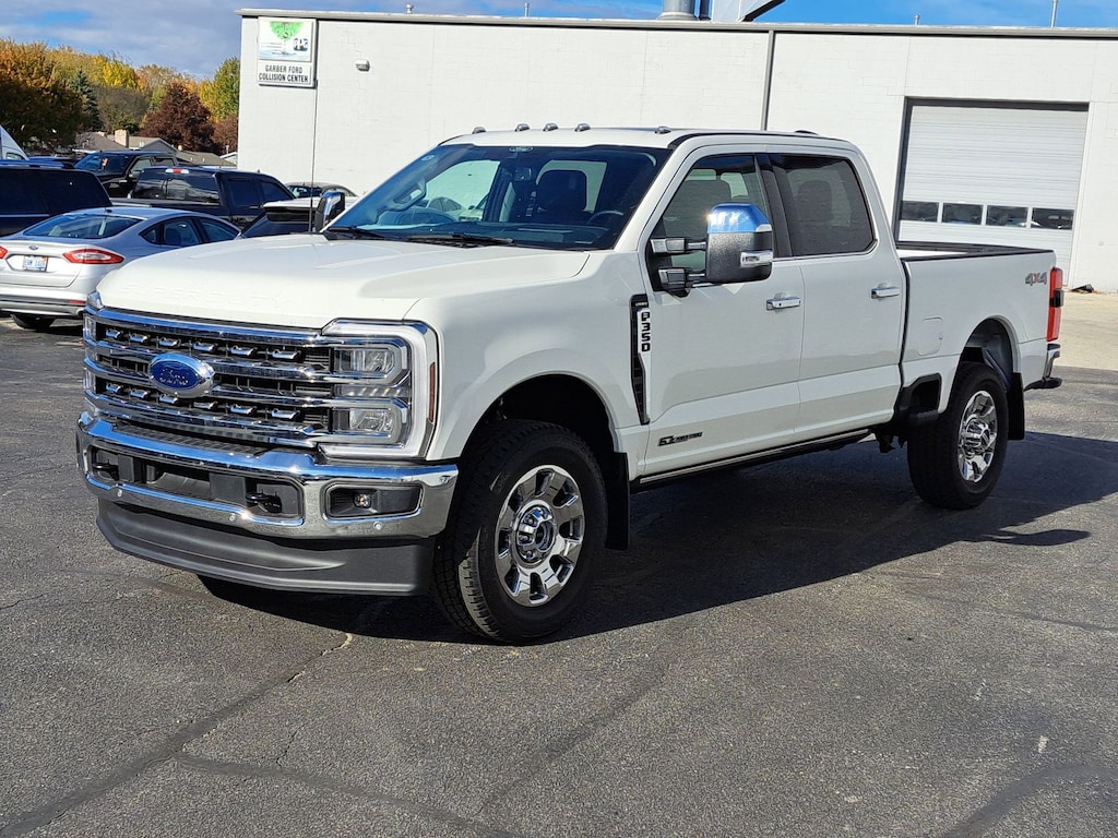 New 2025 Ford F-350SD Lariat Truck