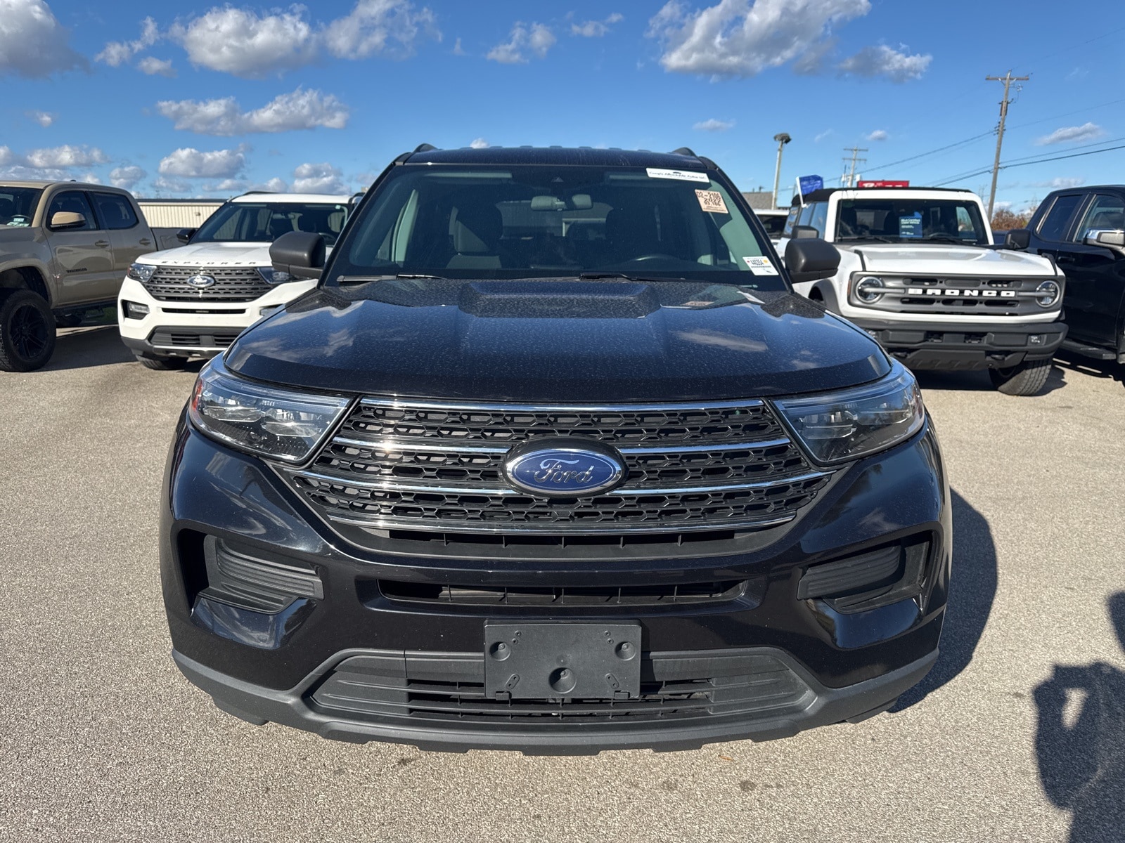 2022 Ford Explorer XLT's photo