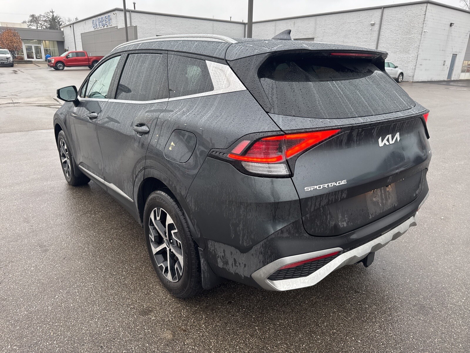 2024 Kia Sportage EX photo 4