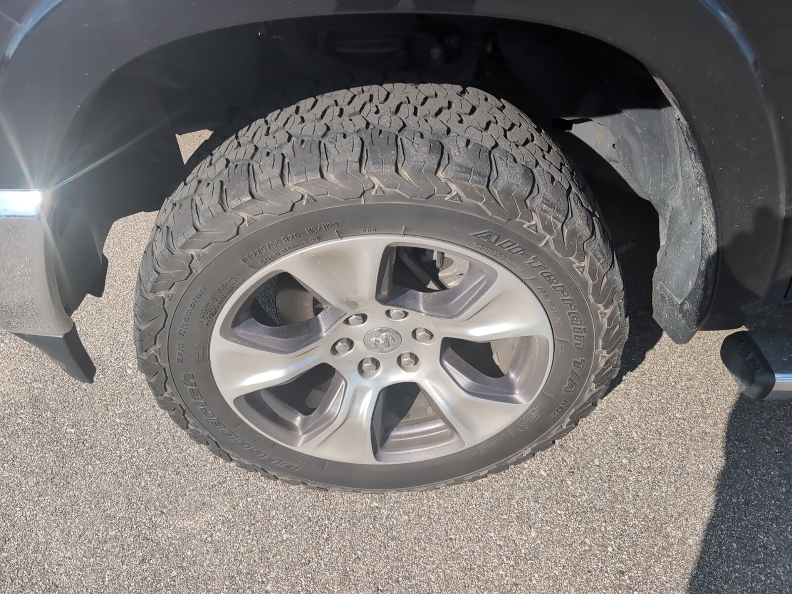 2021 Ram 1500 Laramie photo 2