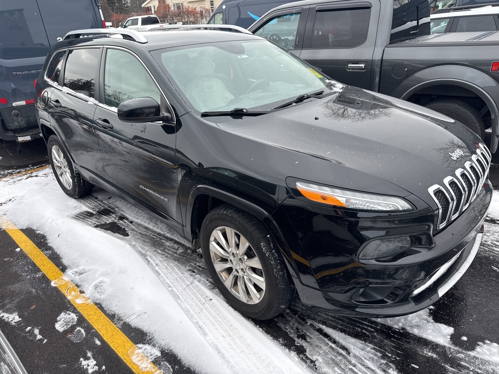 2018 Jeep Cherokee Overland's photo