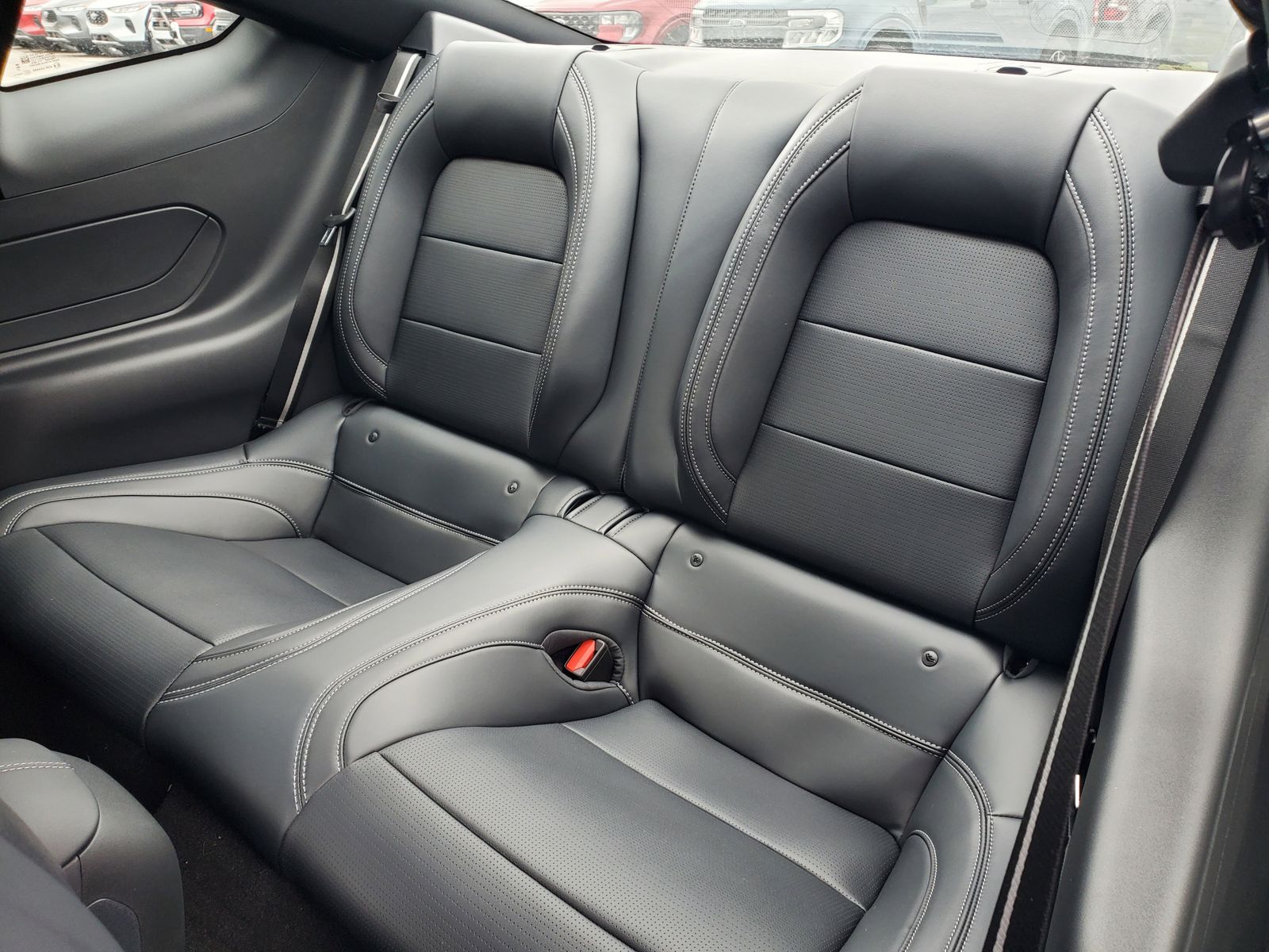2025 Ford Mustang EcoBoost Premium Fastback - Photo 6