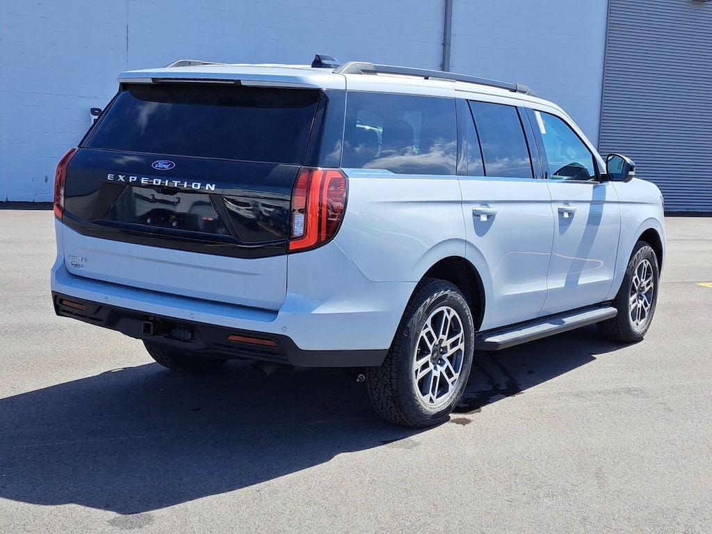 New 2026 Ford Expedition Active SUV