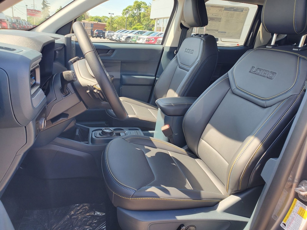 New 2025 Ford Maverick Lobo Standard Truck