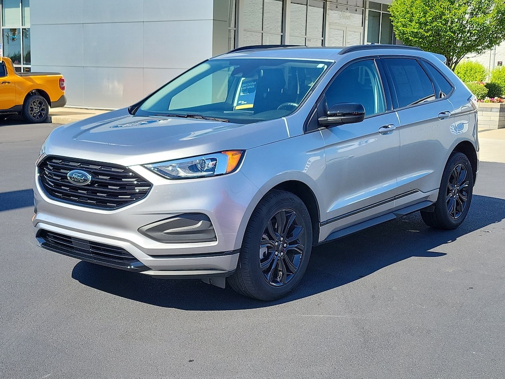 Certified 2024 Ford Edge SE SUV