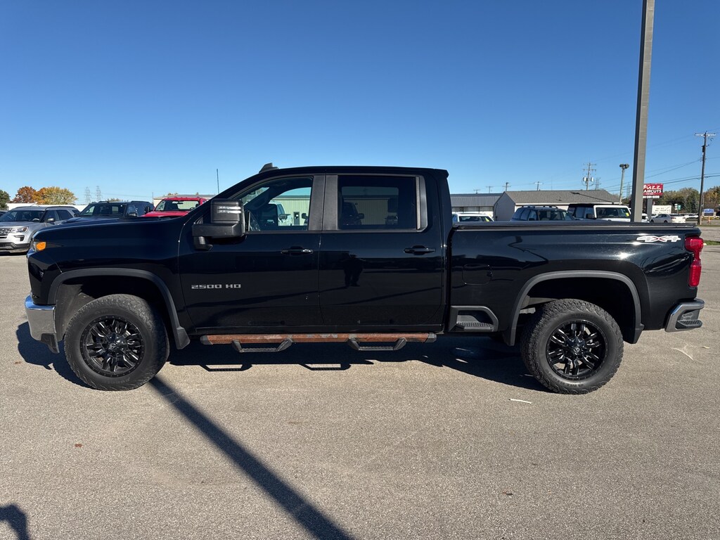 Used 2021 Chevrolet Silverado 2500HD LT Truck Crew Cab