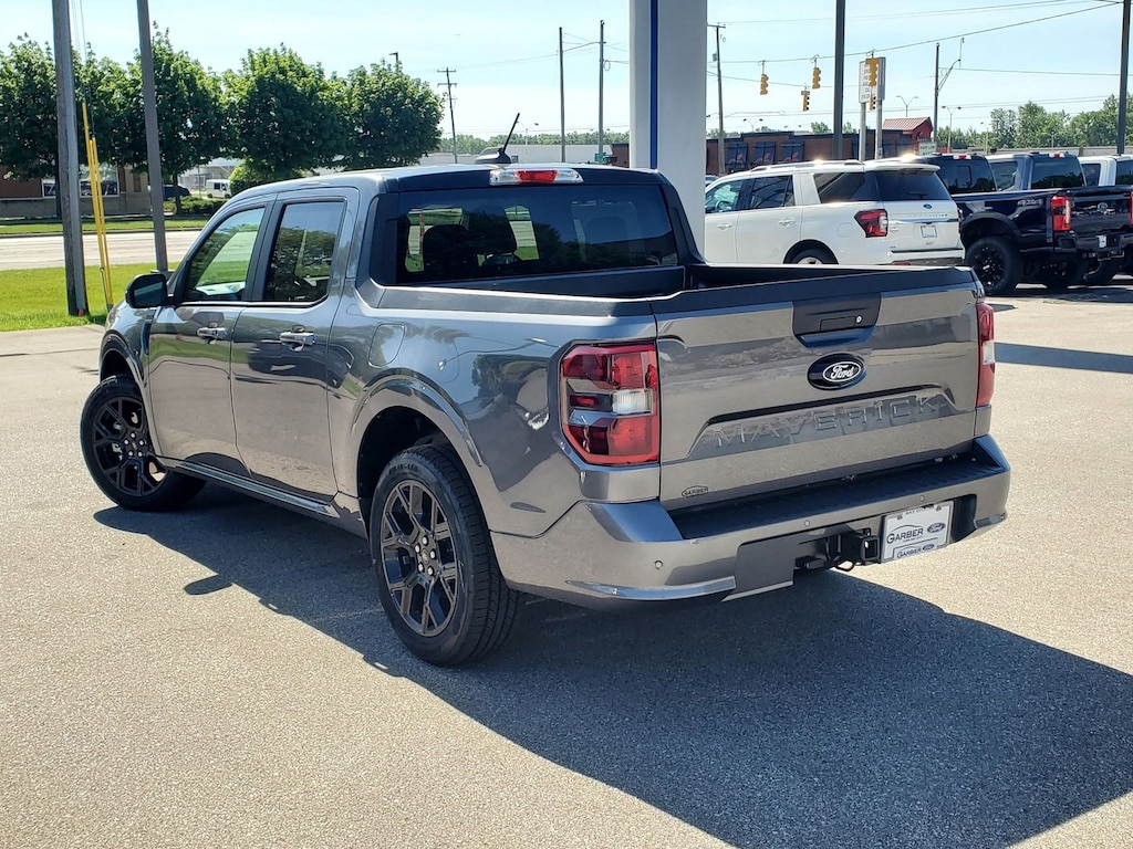 New 2025 Ford Maverick Lobo Standard Truck