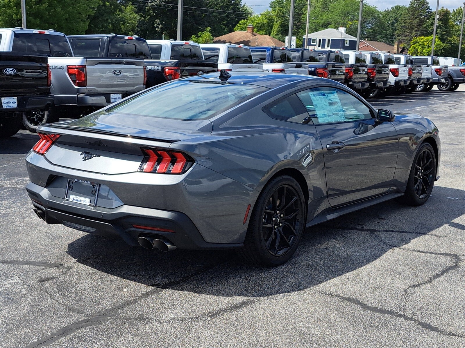 2025 Ford Mustang EcoBoost photo 4