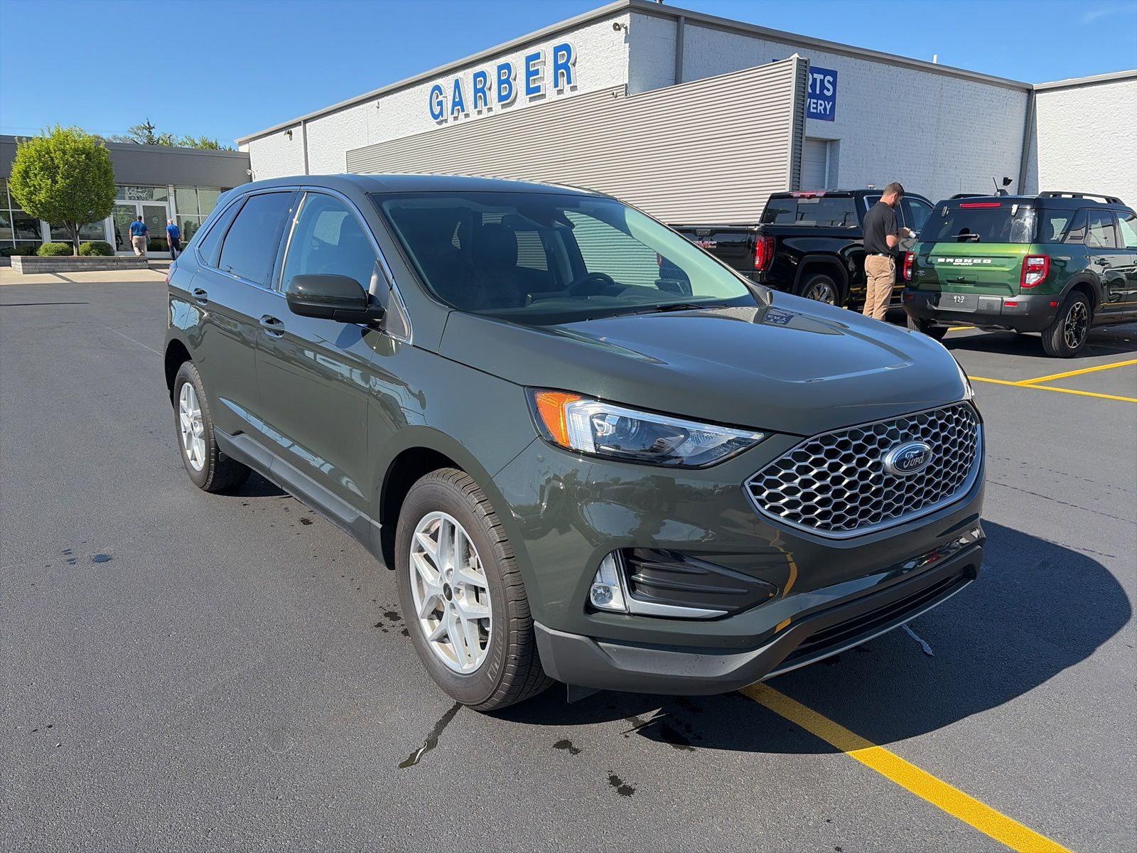 2024 Ford Edge SEL AWD's photo