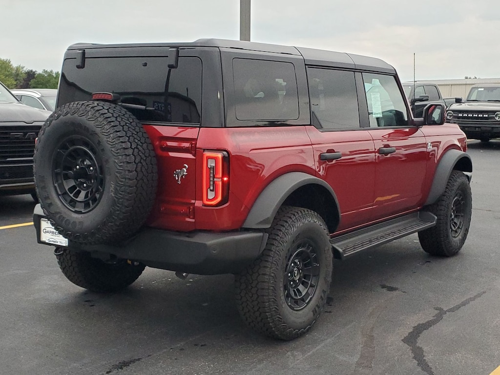 New 2026 Ford Bronco Outer Banks SUV