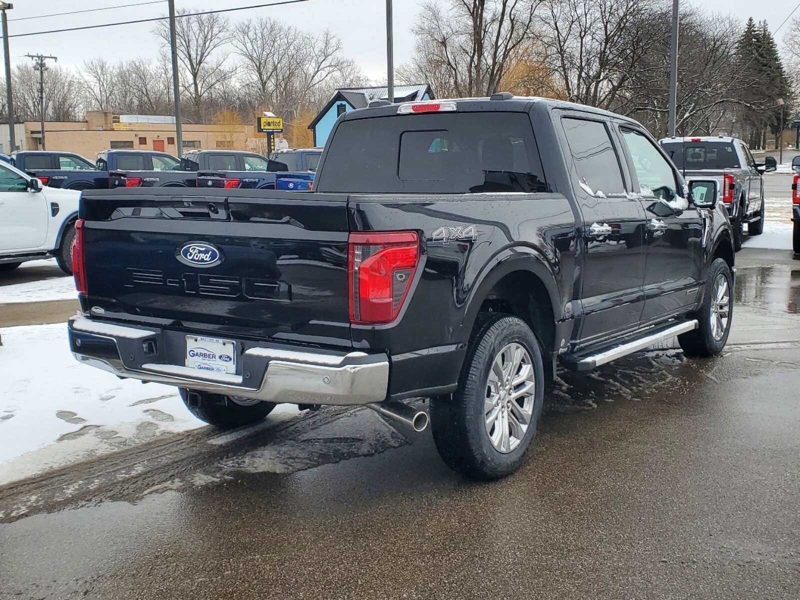 2025 Ford F-150 XLT photo 2