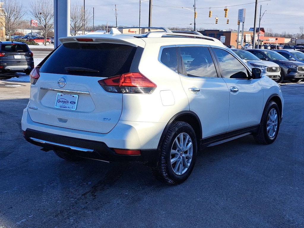 Used 2017 Nissan Rogue SV SUV