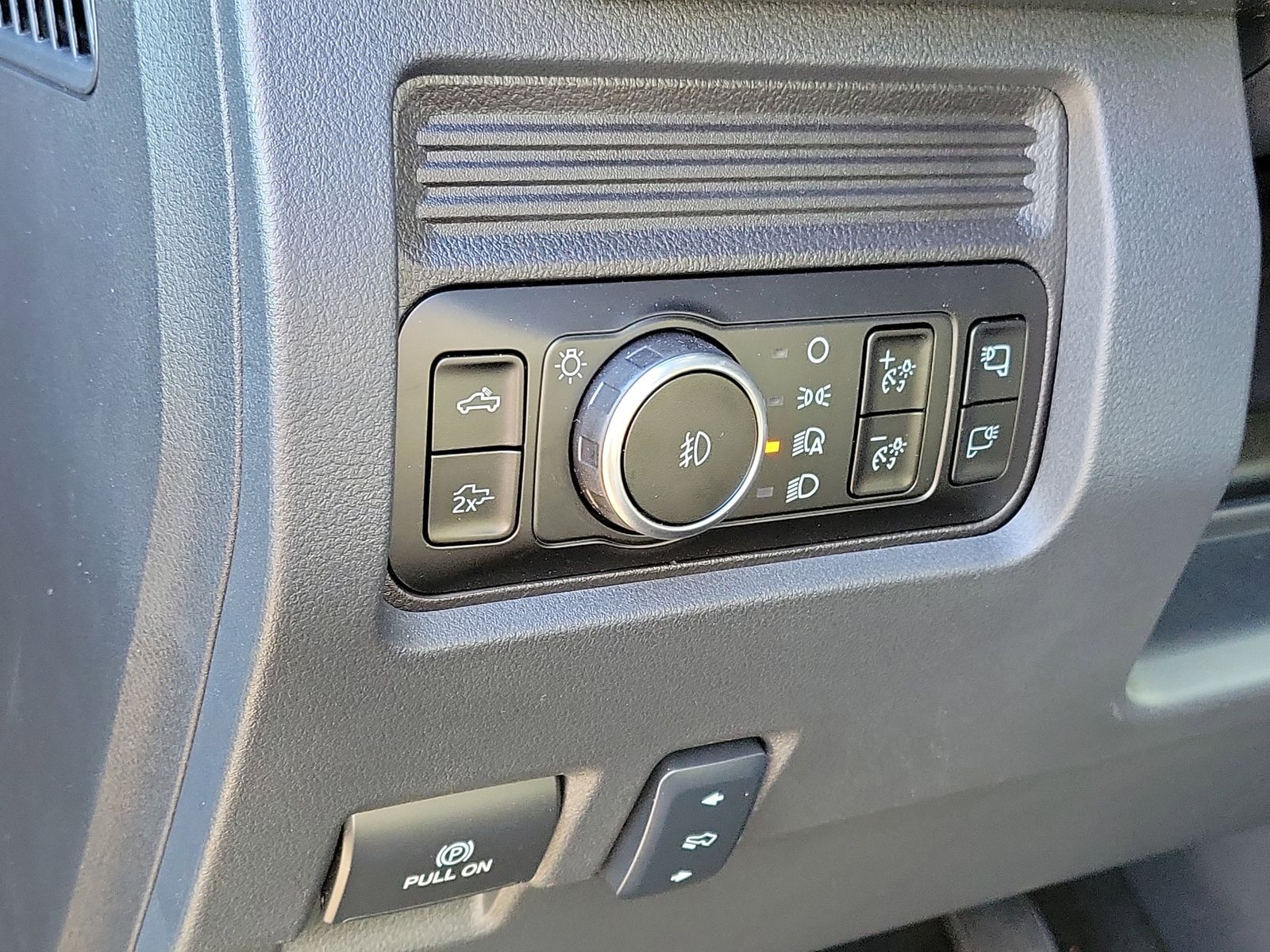 2026 Ford F-350 Super Duty Lariat - Photo 11