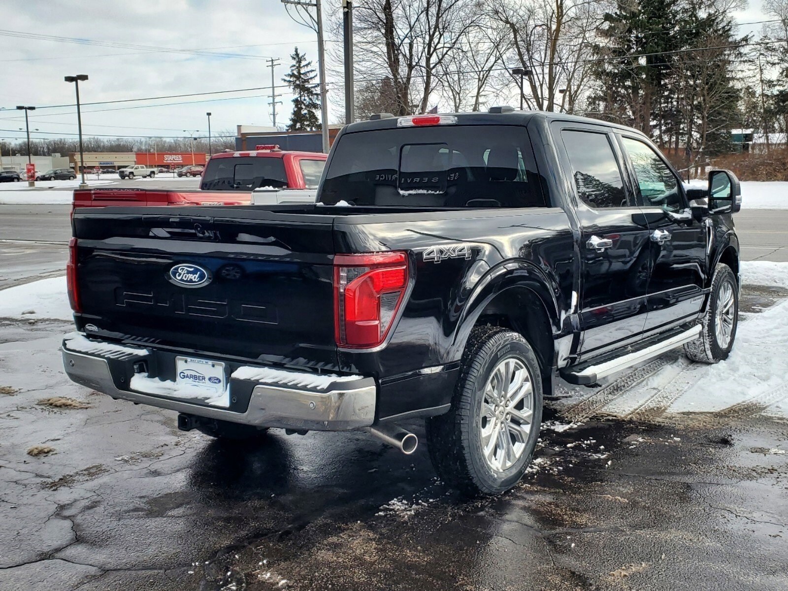 2025 Ford F-150 XLT photo 2
