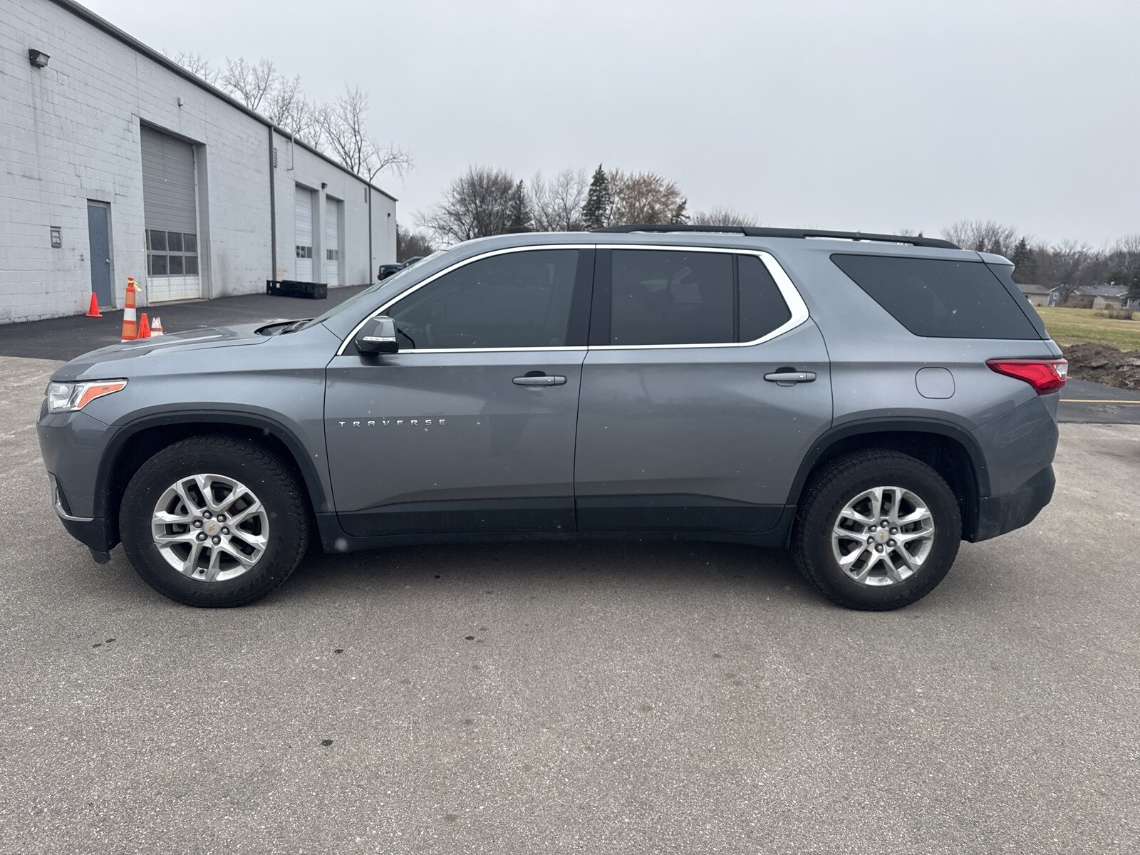 2019 Chevrolet Traverse 3LT photo 3