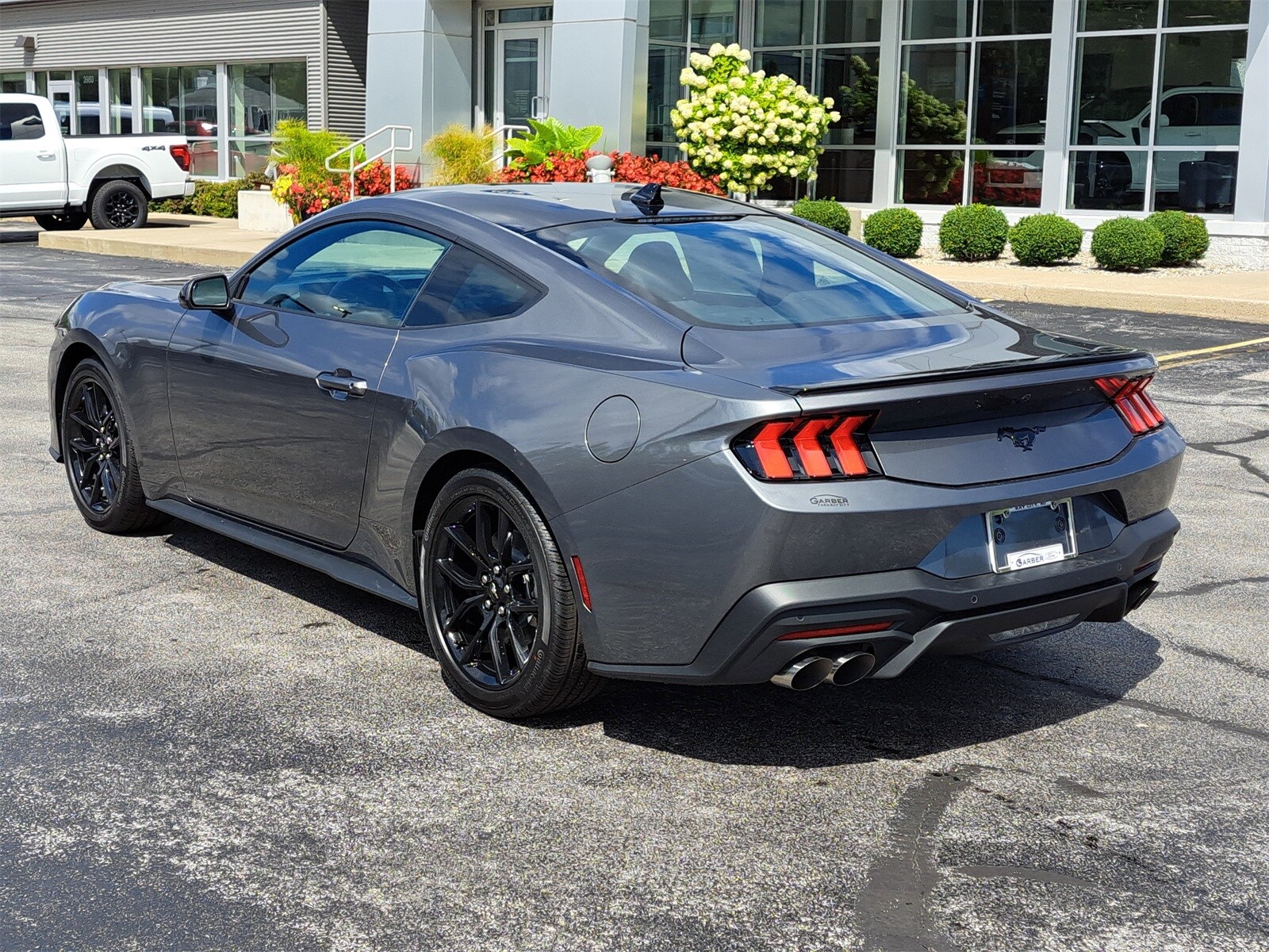 2025 Ford Mustang EcoBoost photo 3