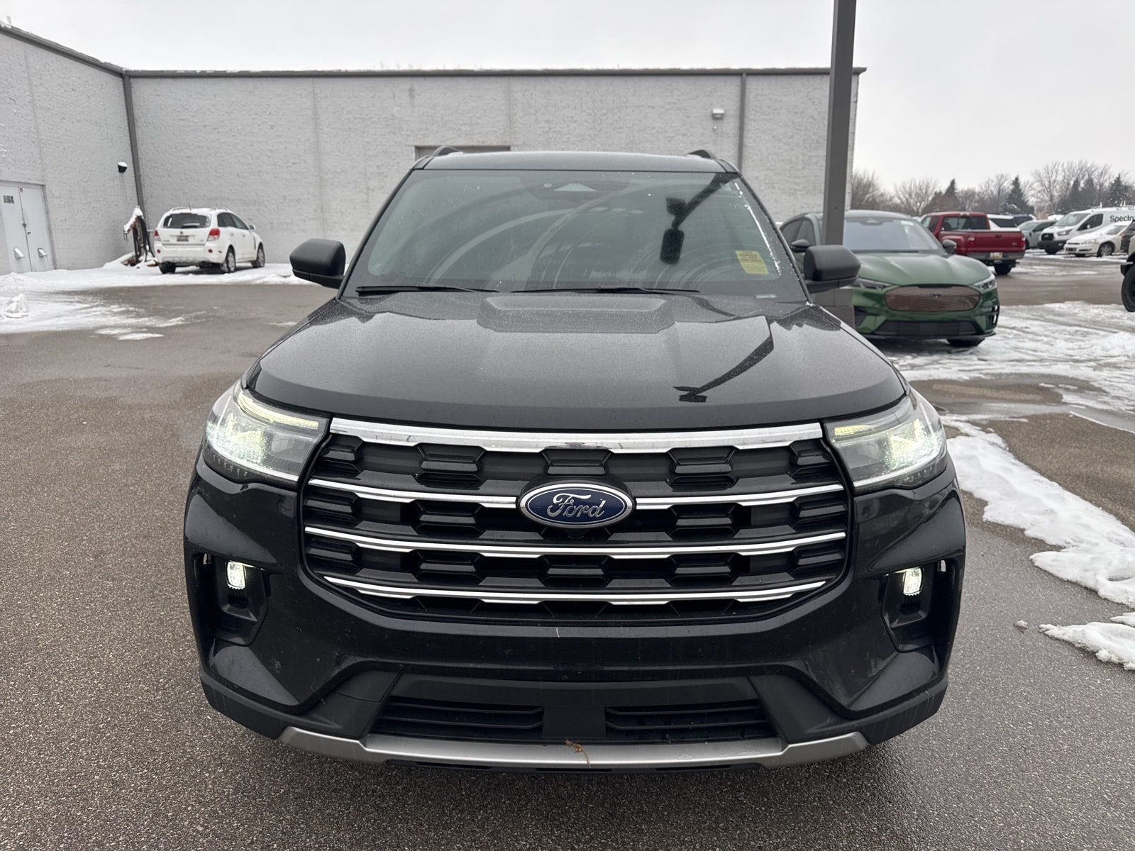 2025 Ford Explorer Active's photo