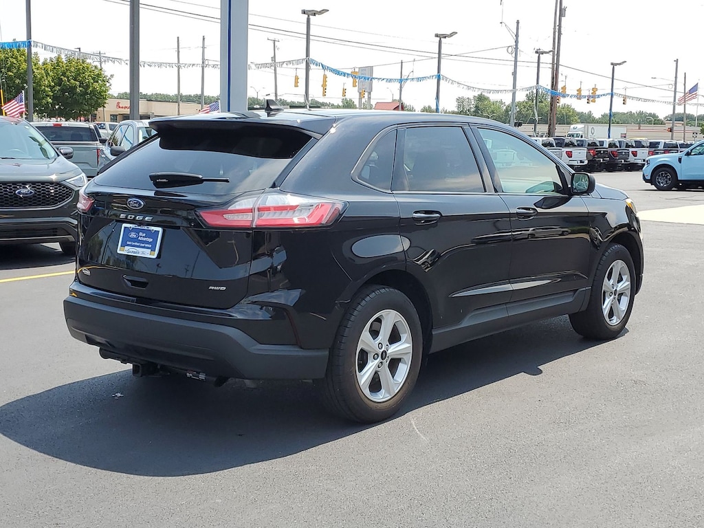 Used 2024 Ford Edge SE SUV