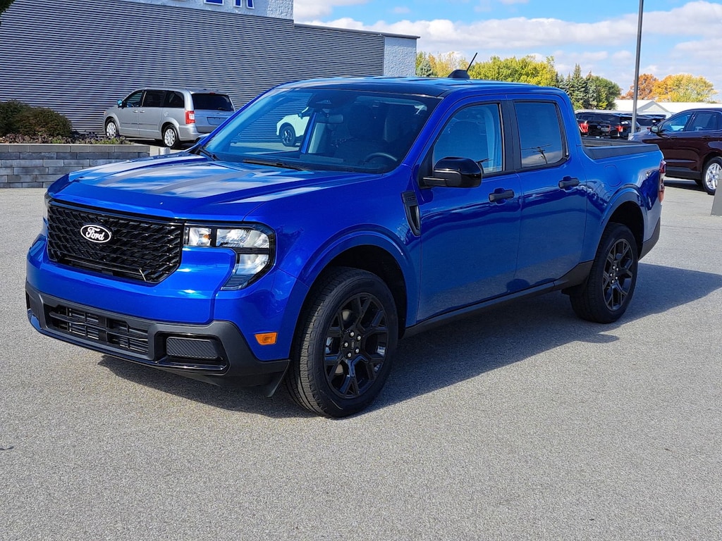 New 2025 Ford Maverick XLT Truck