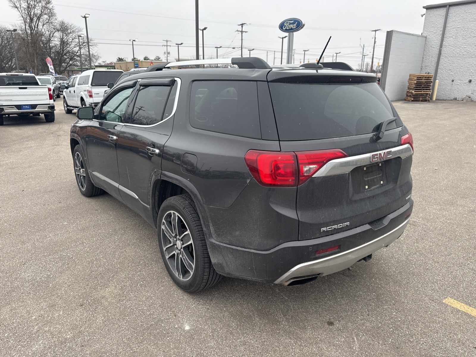 2017 Gmc Acadia Denali photo 3