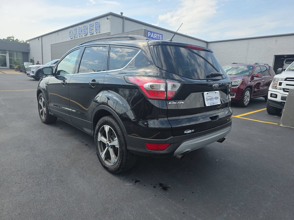 Used 2017 Ford Escape SE SUV