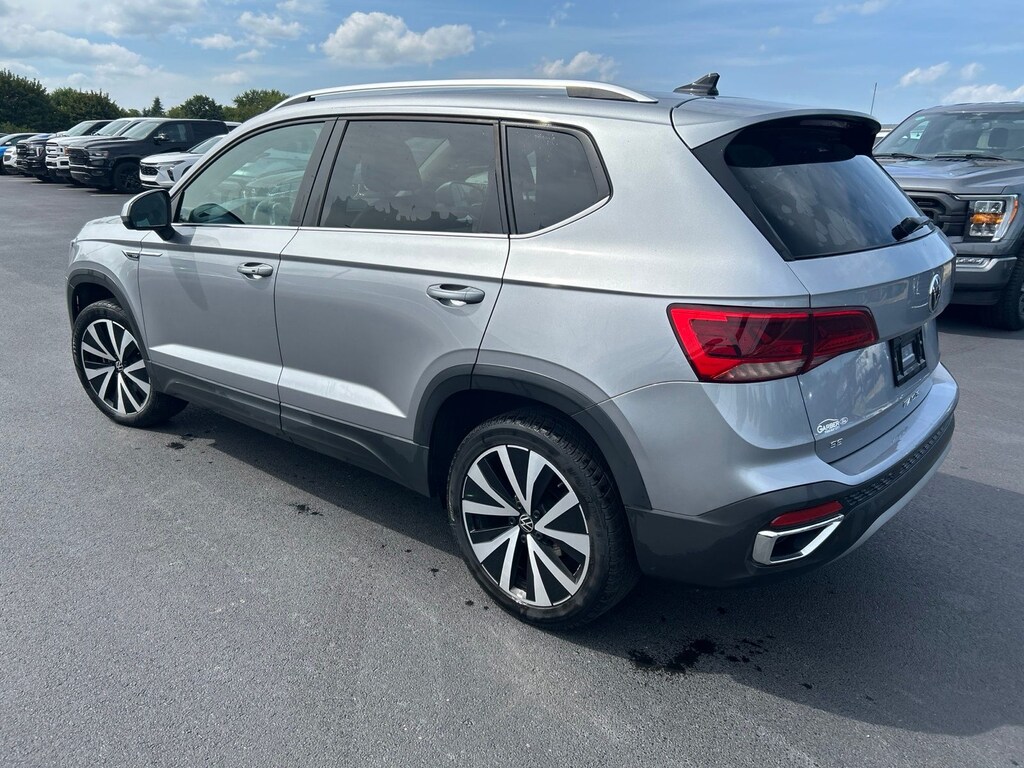 Used 2024 Volkswagen Taos 1.5T SE SUV