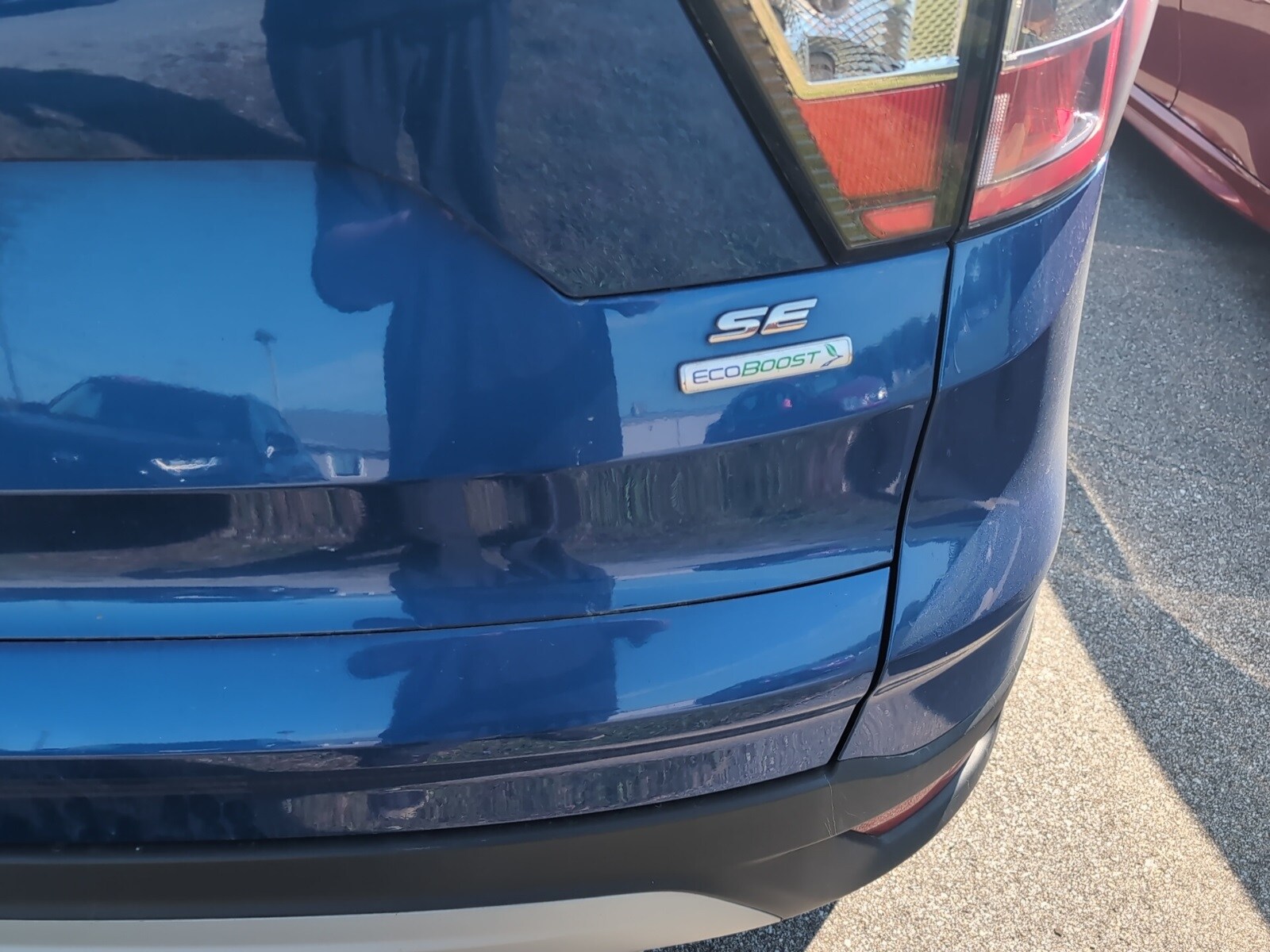 2017 Ford Escape SE photo 2