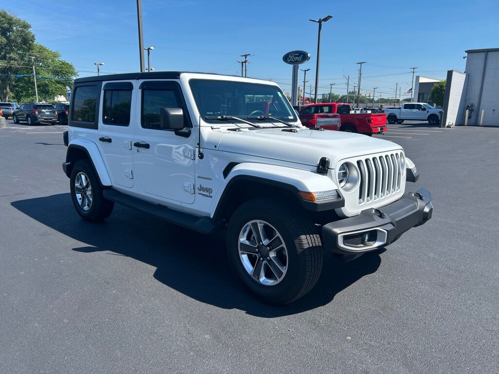 Used 2018 Jeep Wrangler Unlimited Sahara SUV