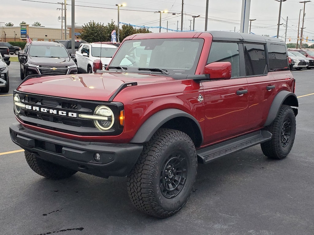 New 2026 Ford Bronco Outer Banks SUV