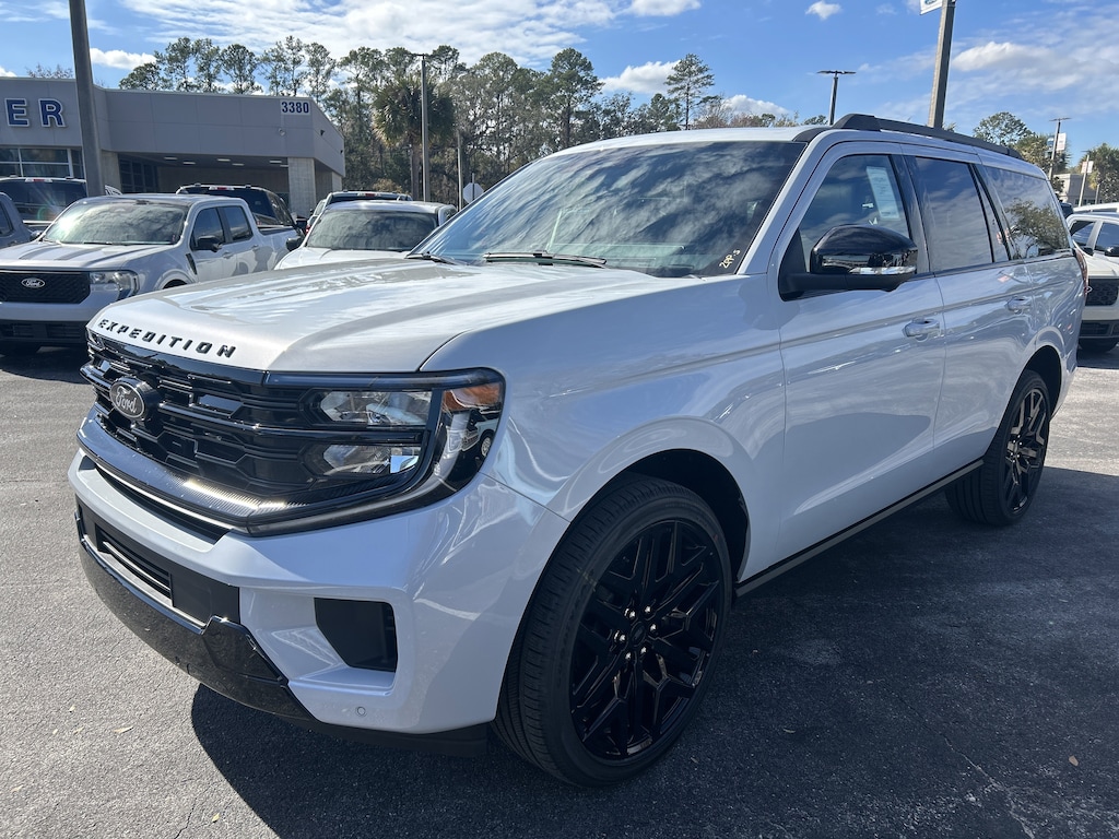 New 2026 Ford Expedition Platinum SUV
