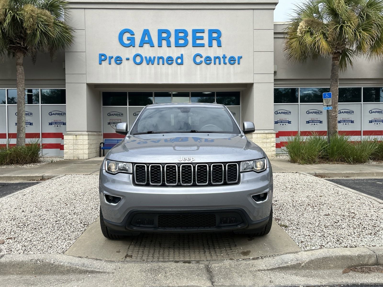 Used 2021 Jeep Grand Cherokee Laredo E with VIN 1C4RJEAG5MC605536 for sale in Green Cove Springs, FL