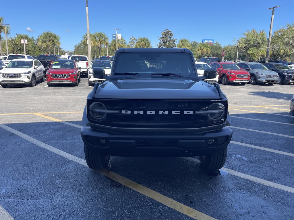 New 2025 Ford Bronco Outer Banks SUV