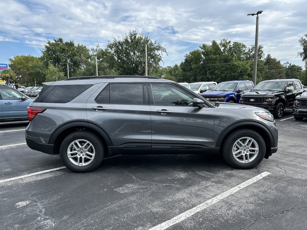 New 2026 Ford Explorer Active SUV
