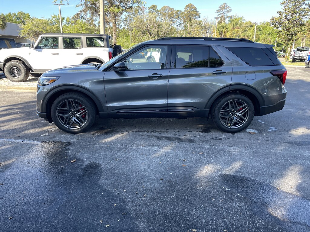 New 2026 Ford Explorer ST SUV