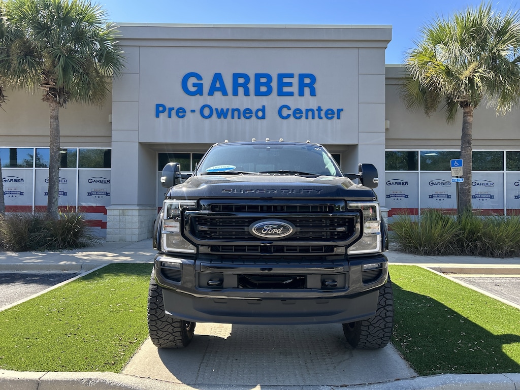 Used 2022 Ford F-250SD Lariat Truck Crew Cab