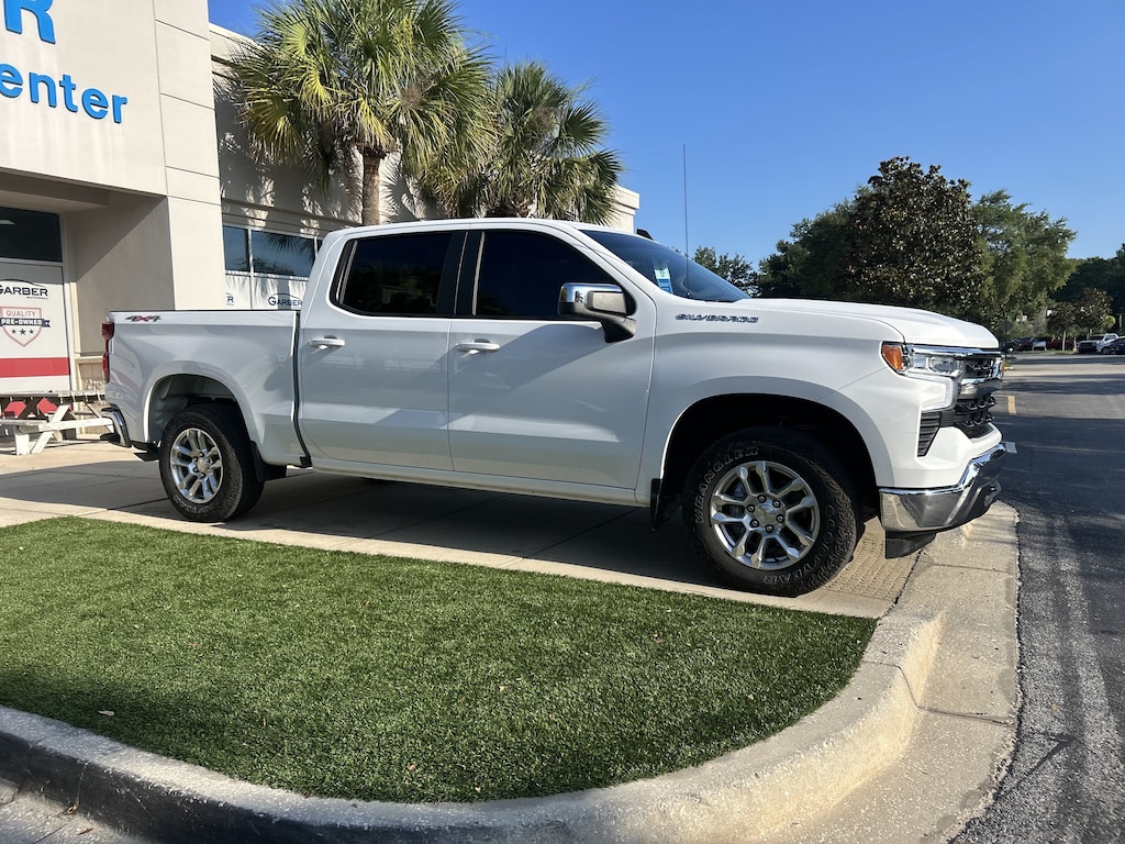 Used 2025 Chevrolet Silverado 1500 LT Truck Crew Cab