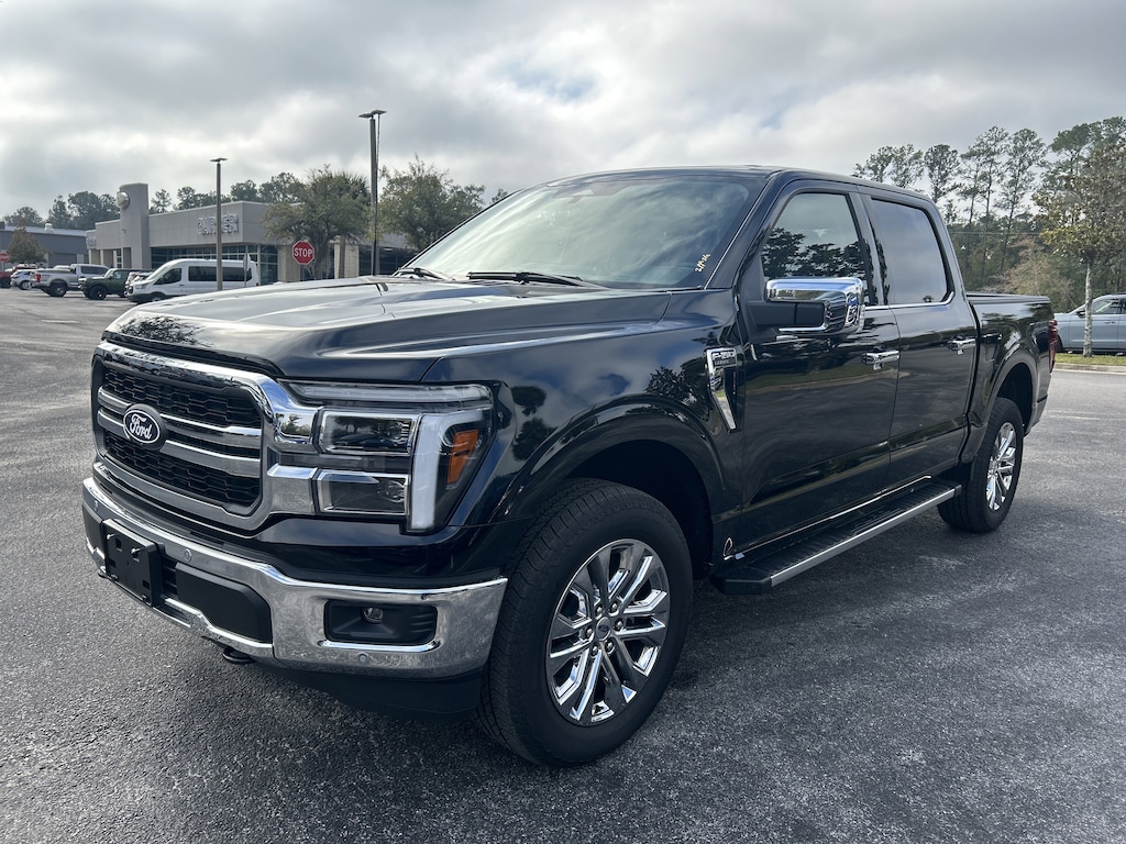 New 2025 Ford F-150 Lariat Truck SuperCrew Cab