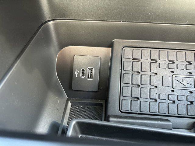 2025 Ford F-150 XLT - Photo 30