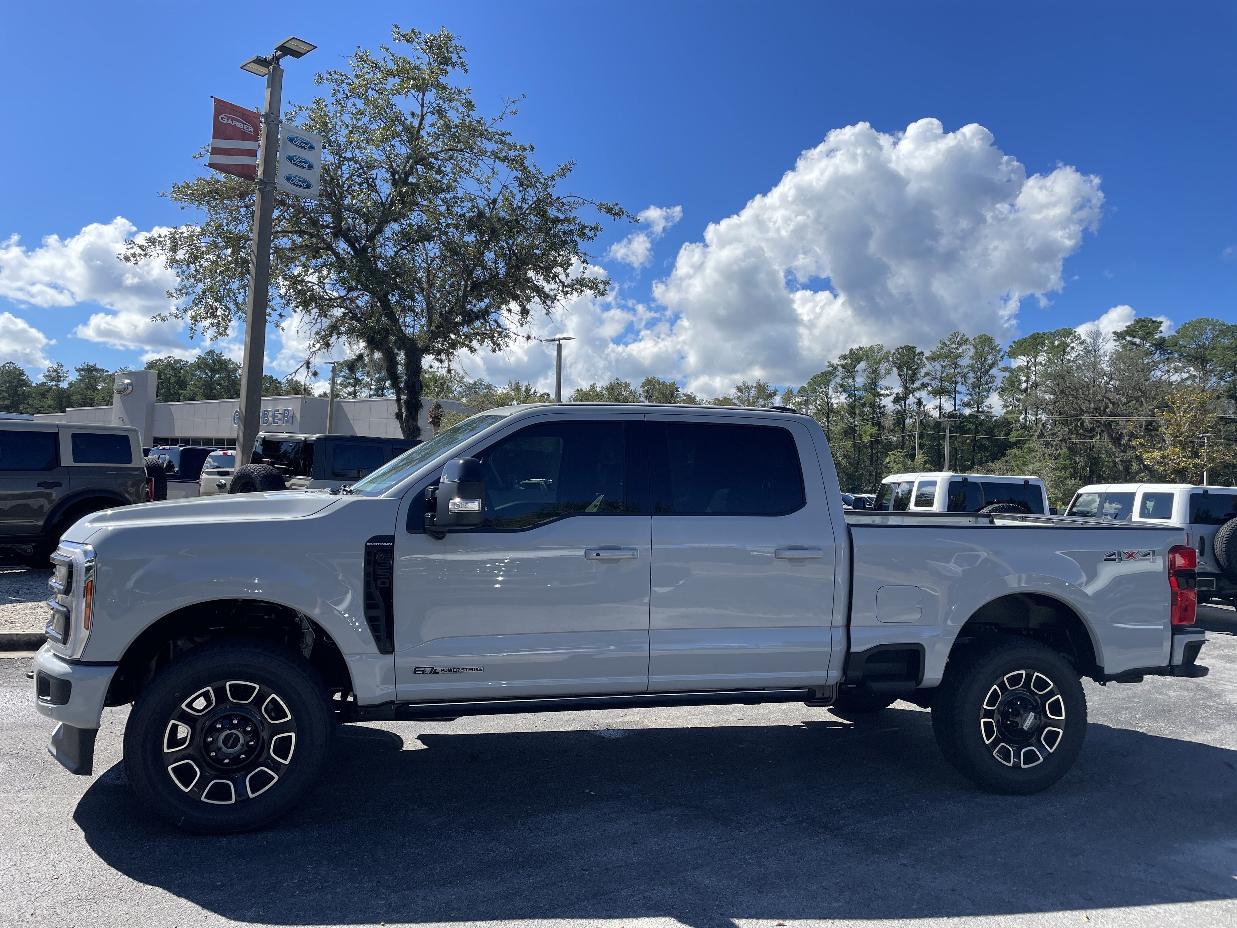 New 2026 Ford F-350 Platinum Truck Crew Cab