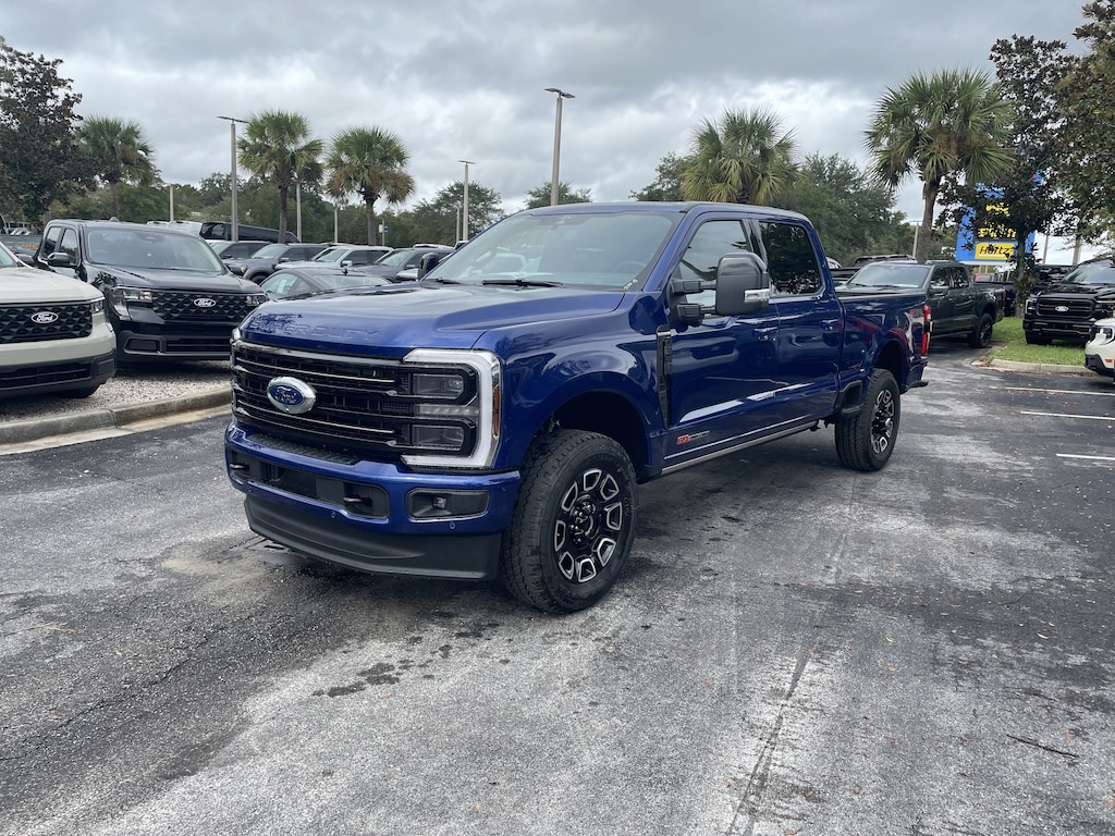 New 2026 Ford F-350 Platinum Truck Crew Cab