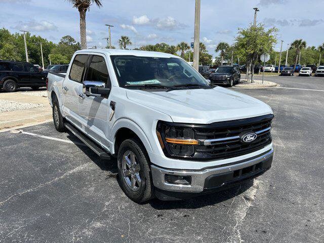 2025 Ford F-150 XLT photo 3
