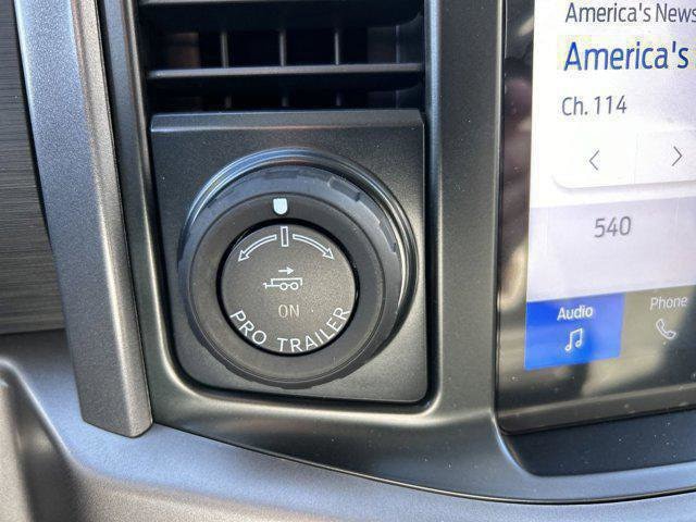 2025 Ford F-150 XLT - Photo 36